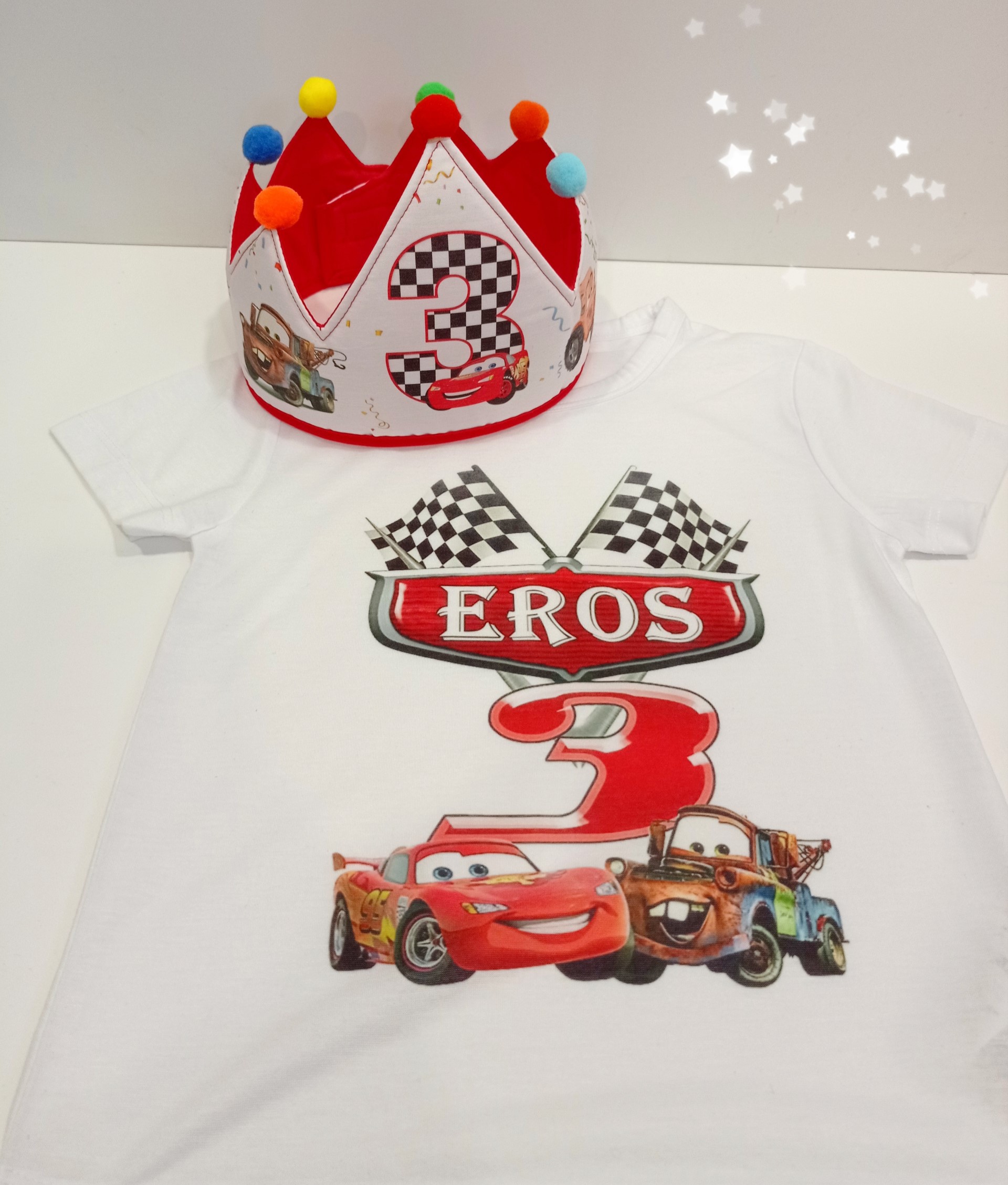 Camiseta y corona de cumple Cars